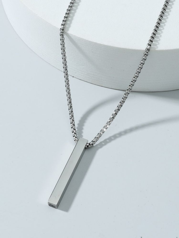 Customize name engraved 4D bar necklace by Creative Sparks – photo 5