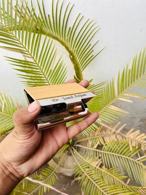 Wood texture card and cash holder – photo 3